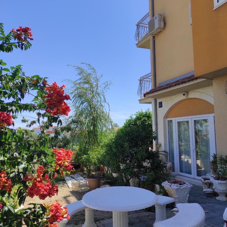 White Pigeon Apartamento Split Exterior foto